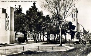Djelfa - Monument aux Morts et Eglise - 1957